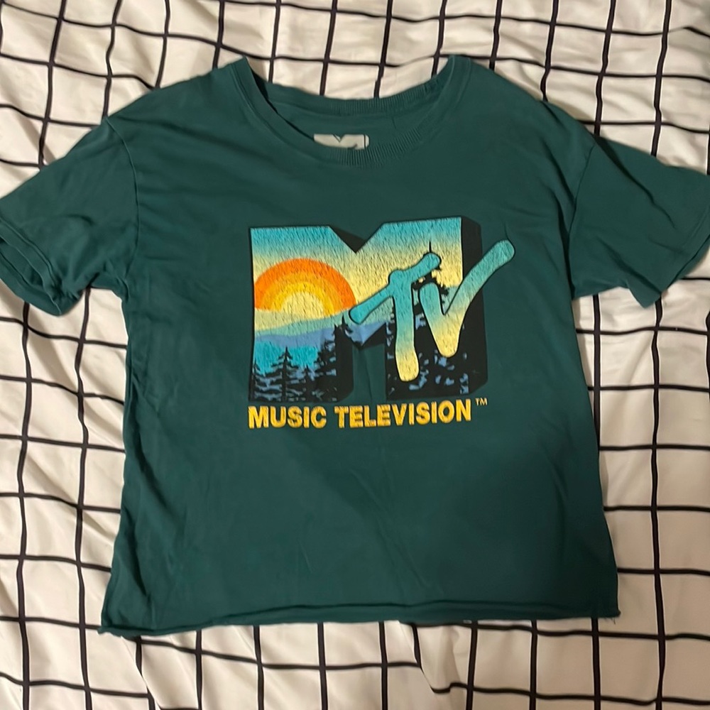 MTV graphic tee shirt